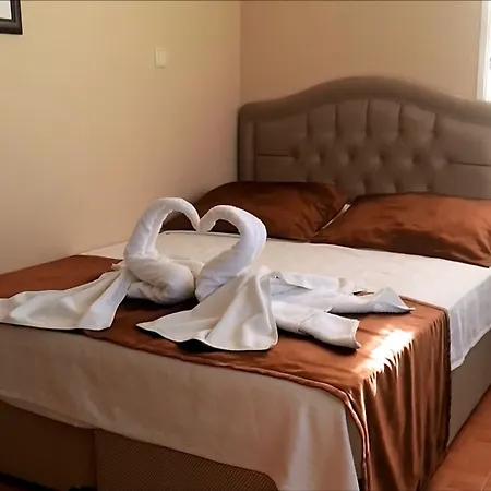 Kumsal Otel Foça